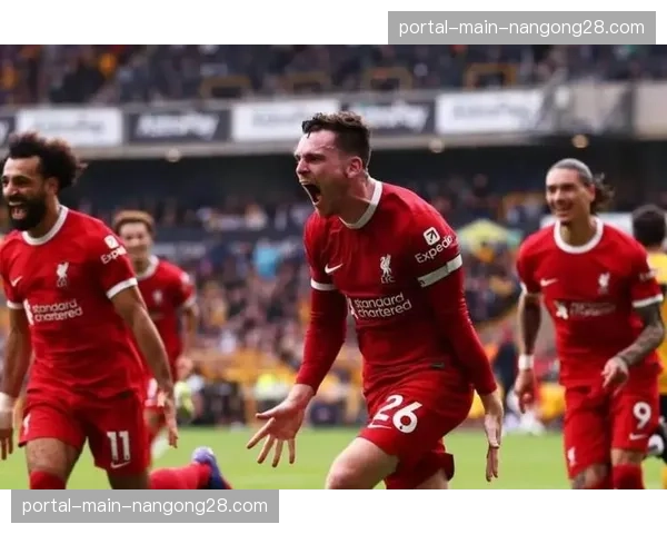 罗伯逊确认离开利物浦，俱乐部亟需寻找左后卫替代者